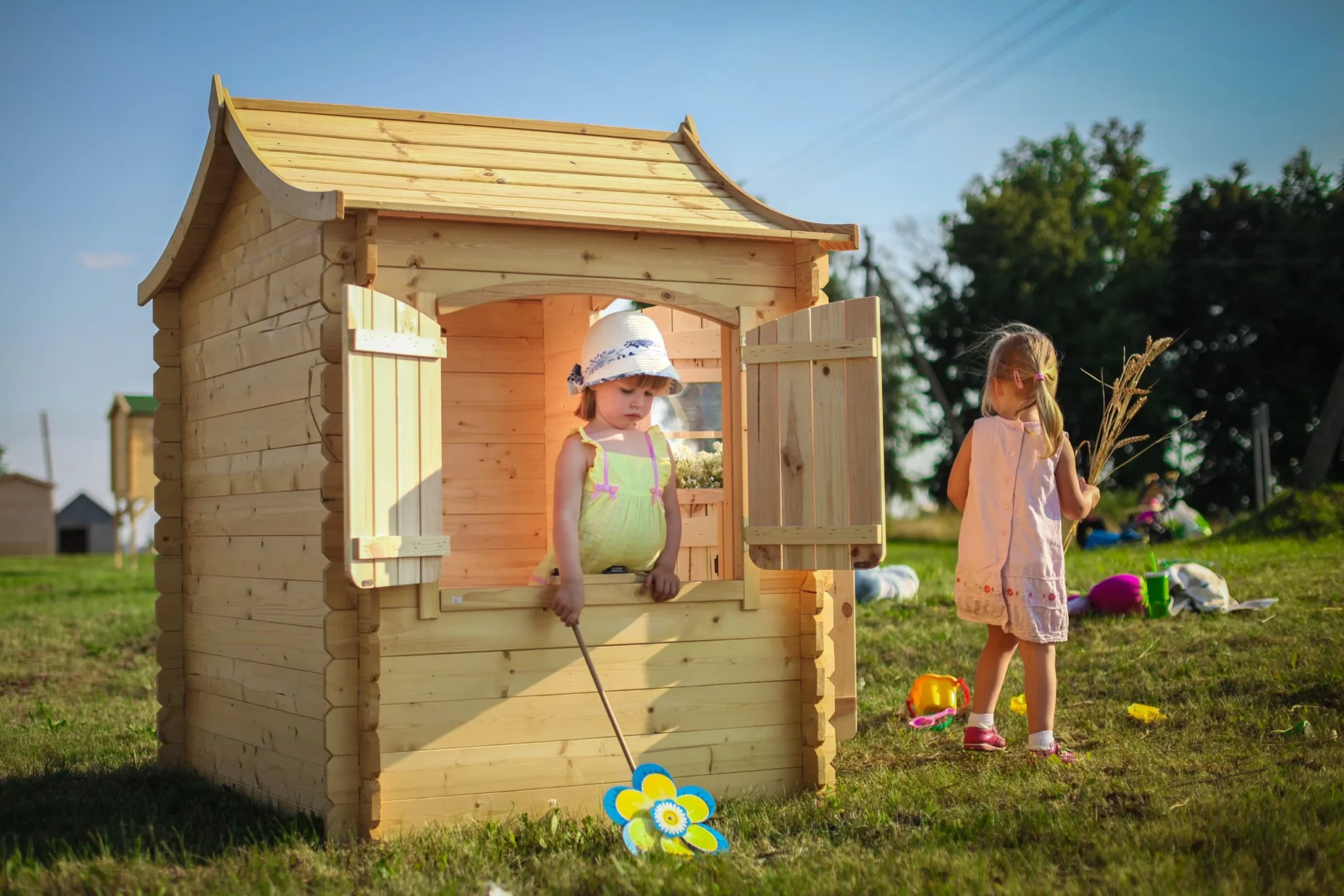 Houten Speelhuis M550 – 130 x 106 cm - Afbeelding 3